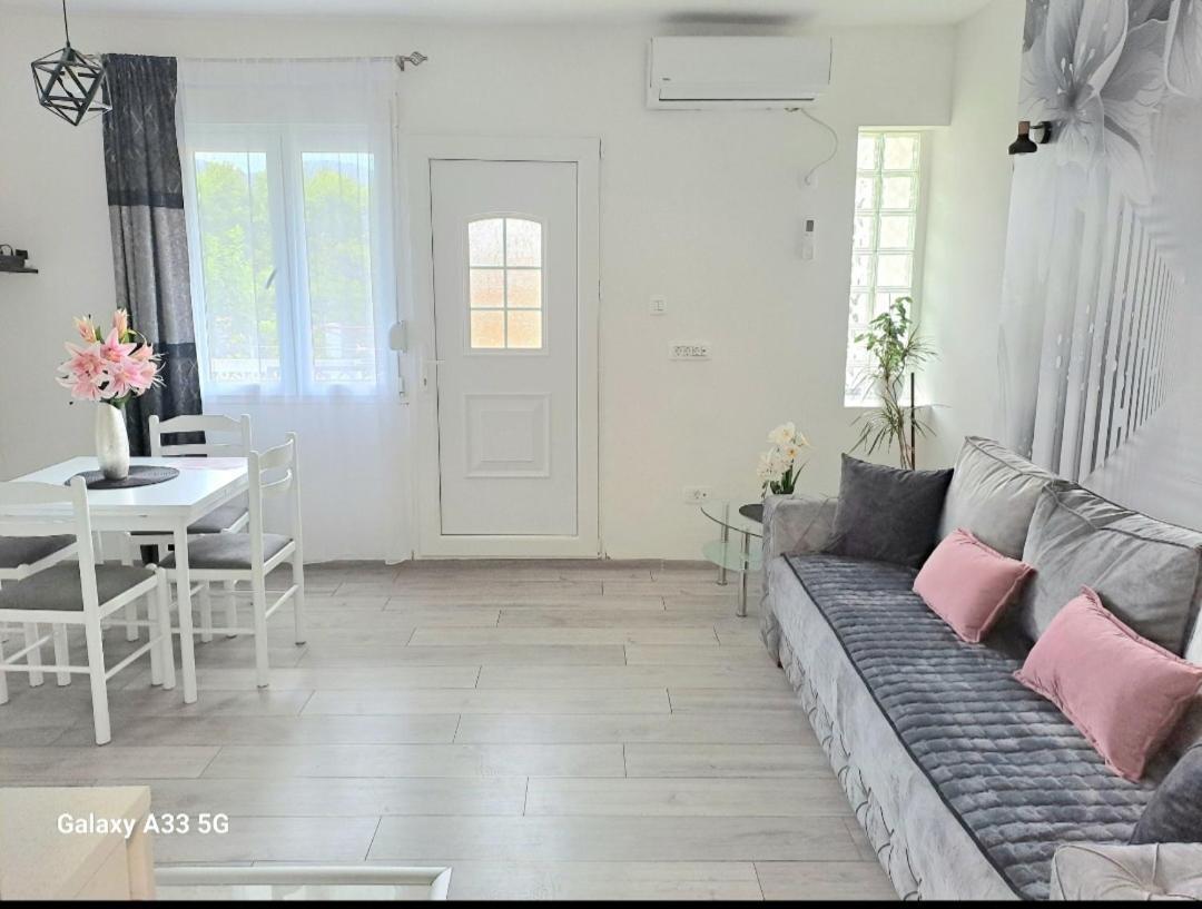 Apartment Marina 2 Kotor Bagian luar foto